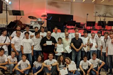Salone Polivalente<br>Sabato 12 settembre 2020<br>Inizio Spettacolo ore 21,00.<br>Ingresso gratuito.<br>Raccomandata la prenotazione.