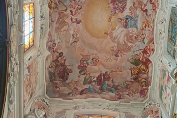 Apside con affreschi di Tarquinio Grassi (1710)